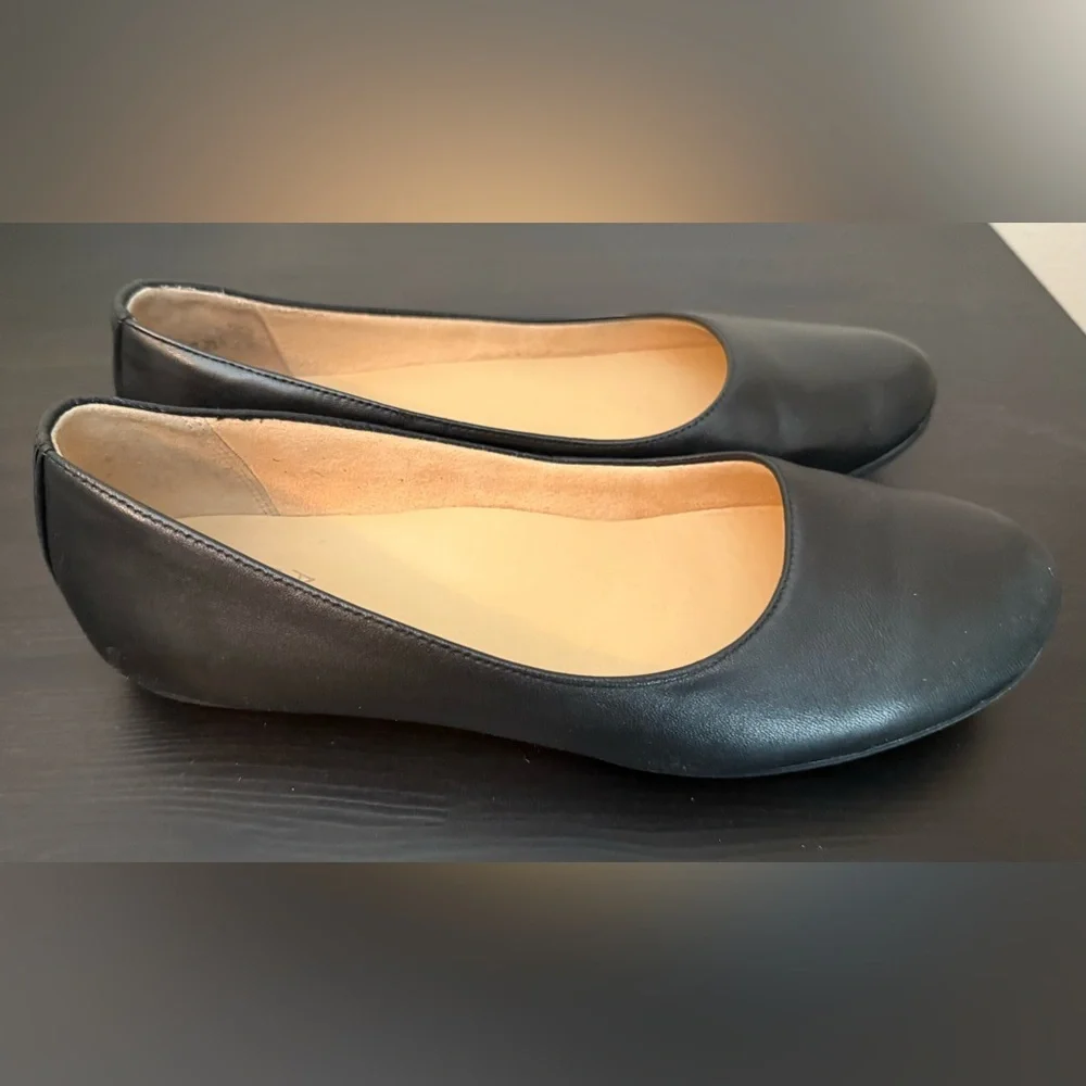 Naturalizer Women's Maxwell Slip-On Ballet Flat - Picture 2 of 6